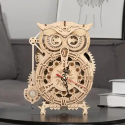 Wooden Owl Clock Model
